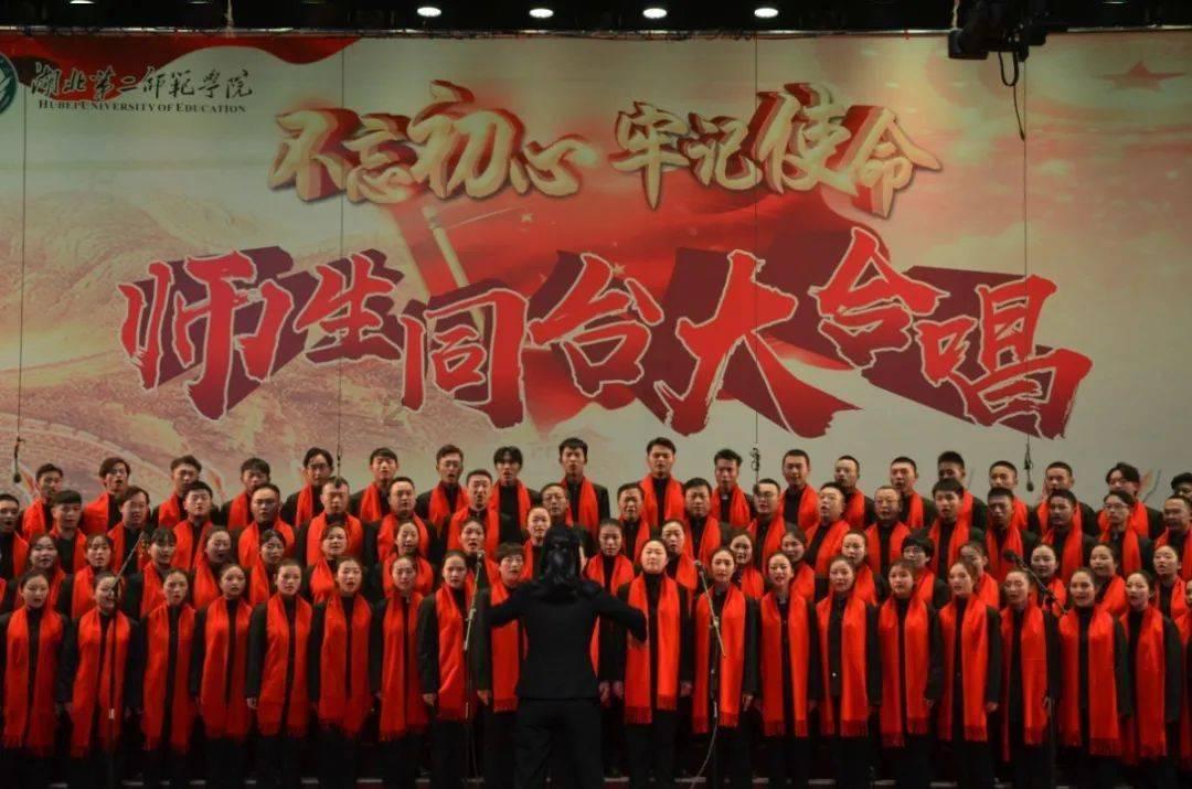 “整车智能”AI战略官宣！比亚迪王传福与马斯克有何不同？
