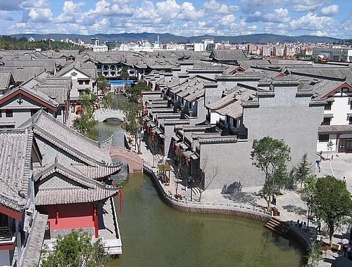 逃离豪宅大厦3